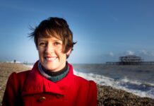The Hypnotist Liz Davies Can Help People Stop Smoking or Lose Weight