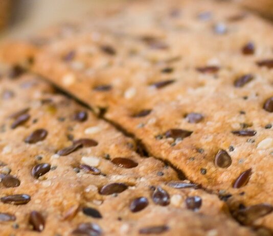 Delicious Crackers – Healthy Bread Alternative