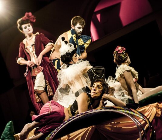 Drawing Circus Tonight at Old Market