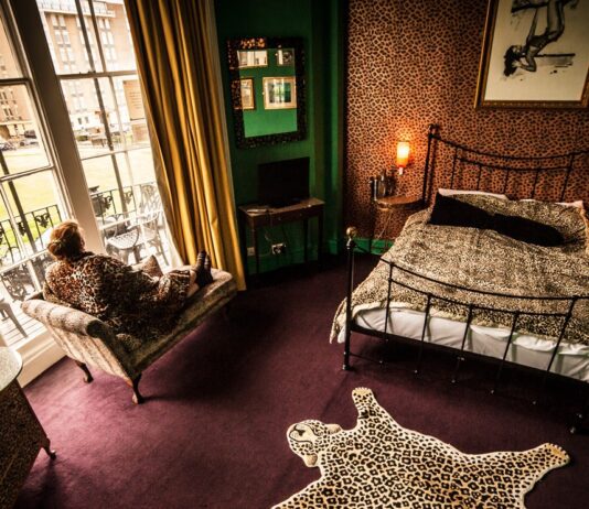 Do You Want to Win a Luxury Stay at Hotel Pelirocco?