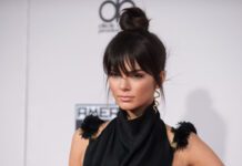 Kendall Jenner Launches Eye Shadow Palette With a Twist