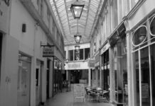 New Art Gallery Moves into Brighton Imperial Arcade