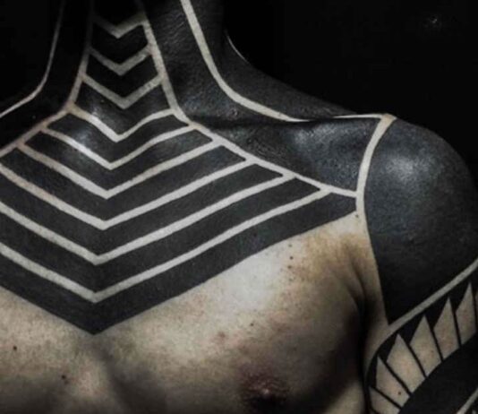 Black-Out Tattoos Are The Next Big Thing…But They Come With Health Warnings
