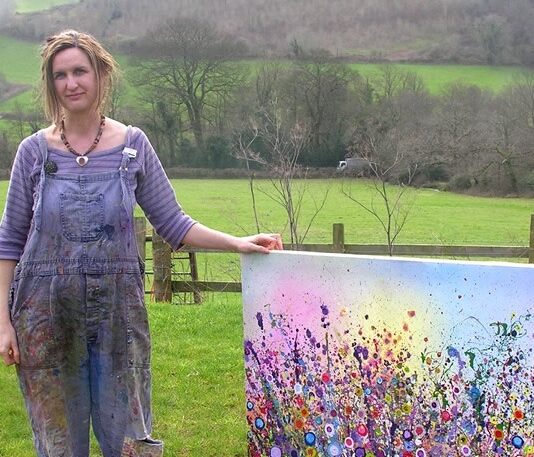 Yvonne Coomber Opens her Solo Exhibition in ART5 this Weekend