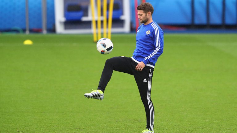 Oliver Norwood is set to make his debut tonight.