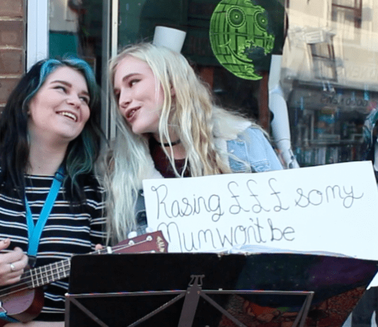 “I’m raising money so my mum doesn’t get deported!” – busking in the lanes