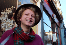 Brighton Busker Theo With A Cool Hat Has Sensational Voice!