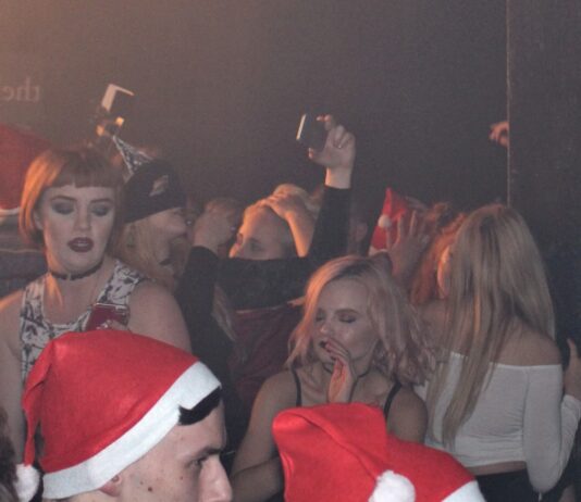 DRUNK CHRISTMASSY MADNESS! @The Haunt