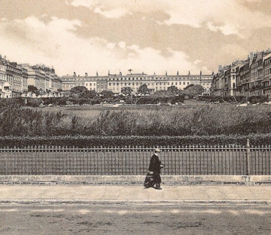 This Site Helps Kemp Town Residents Discover Their House’s History Postcard of Sussex Square