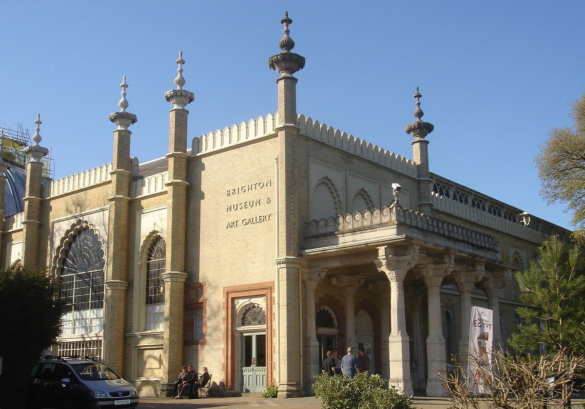 1200px-Brighton_Museum_and_Art_Gallery_(IoE_Code_480508)