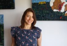 Who Are The Artists That Open Their Doors For You? Meet Rosa In Her Colombian Womble House!