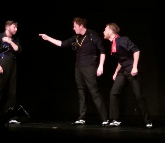 Full On Gangster Action Mixed With Great Comedy Bits! Sleeping Trees’ Performance At The Old Market