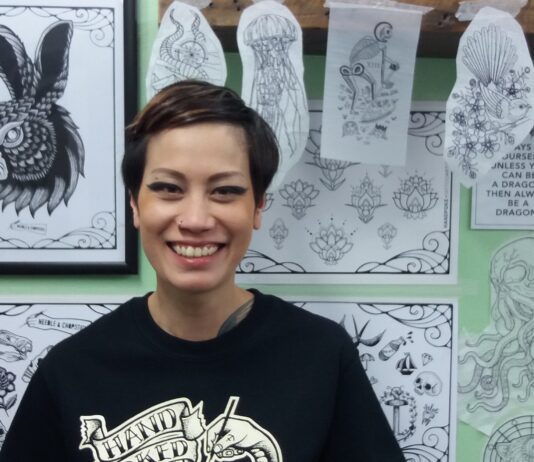 ‘I Eat, Live And Tattoo With Chopsticks!’ Meet Hand-Poke Tattoo Artist Sarah Lu!