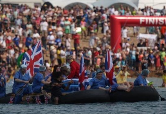Watersports, Yoga Or Cinema? Get Ready To Hit The Great Outdoors In Brighton!