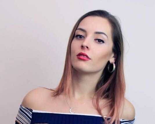 A Powerful Mysterious Sound Scenery And A Soulful Voice! Meet Sabrina Gunston!