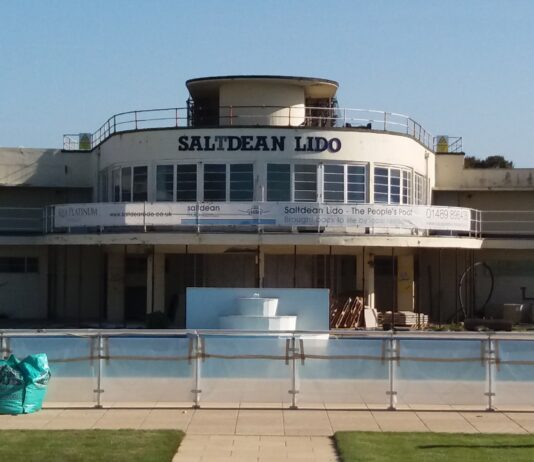 Shadow Of Vandalism Over Saltdean Lido Last Night!