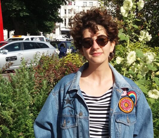 Humans Of Brighton – Meet Future Film Editor Özge From Istanbul!