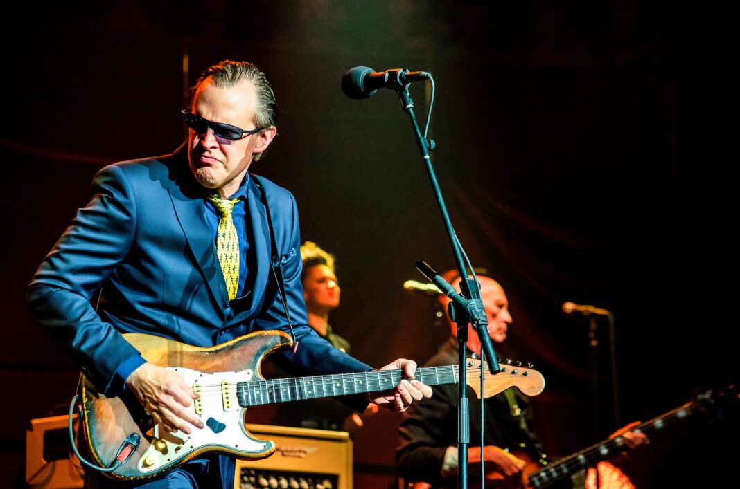 Joe Bonamassa live at Royal Albert Hall, London, 21st April 2017