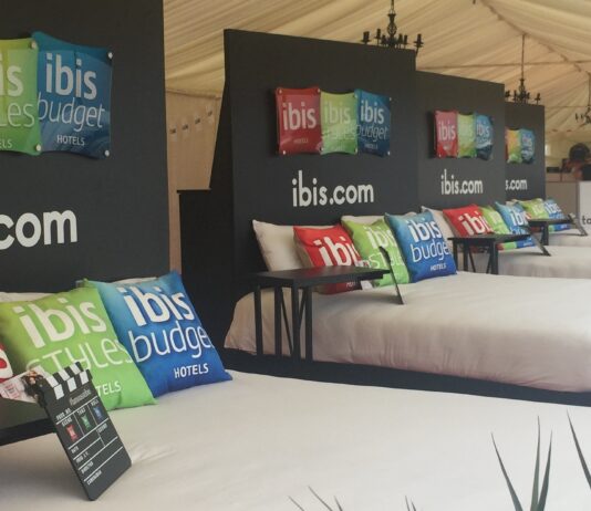 ibis Hotels Presents Brighton’s Big Screen VIP SweetBed™Experience: How YOU Can Win!