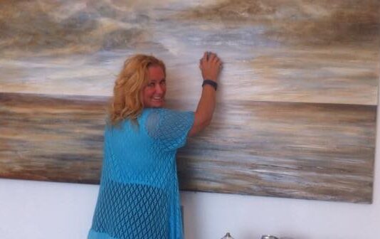 The Last JAG Gallery Artist Down At The Seafront! Meet Julie-Anne Gilburt!