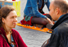 World’s Biggest Eye Contact Experiment