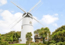 Daydreamers Delight: Your Very Own Windmill!