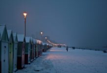 Beach Hut Advent Calendar Returns to Hove Seafront Tonight with ‘Divine’ Prizes