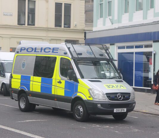 Armed Police Called to St James’ Street After Attempted Robbery Involving Weapons