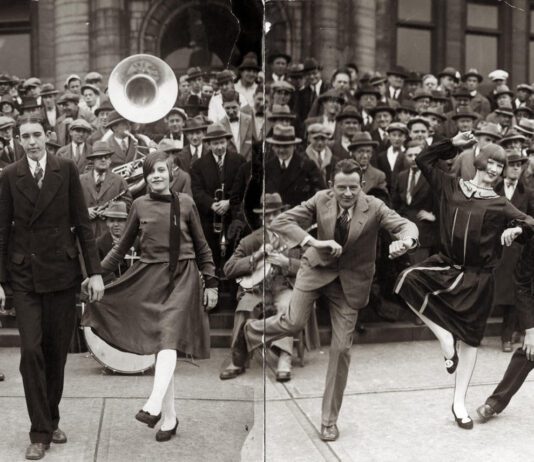 Learn the Charleston at Classes Across Brighton!