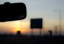 Sussex Police Urge Crack Down on Drivers Using Mobile Phones