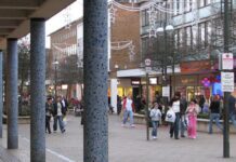Police Appeal for Witnesses After Man Found Stabbed in Crawley