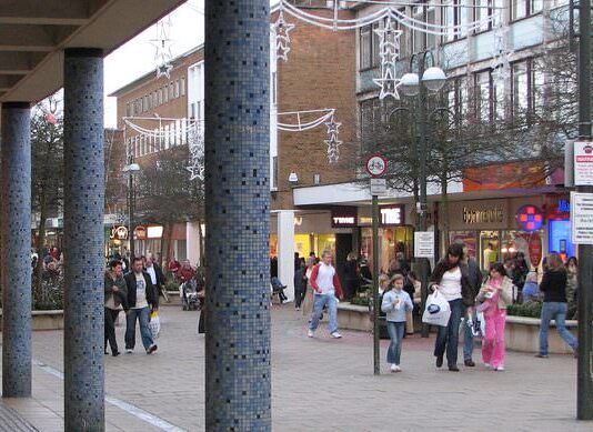 Police Appeal for Witnesses After Man Found Stabbed in Crawley