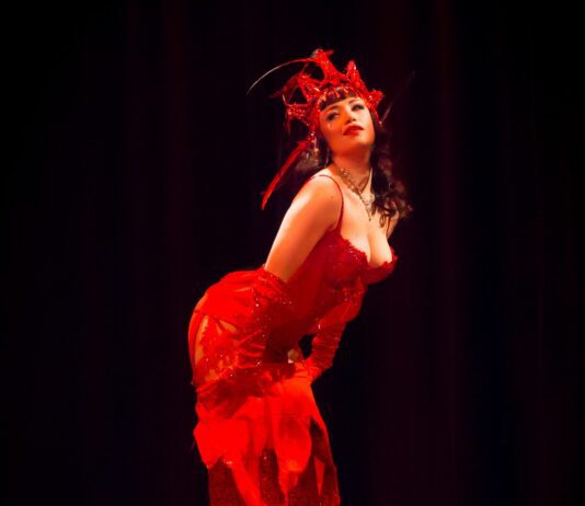 Burlesque and Cabaret Tonight at the Old Market!