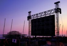 The Luna Beach Cinema comes to Brighton with a month of films…and a competition