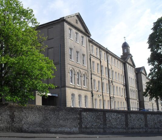 Brighton Hospital Set to be Redeveloped as ‘Health Hub’