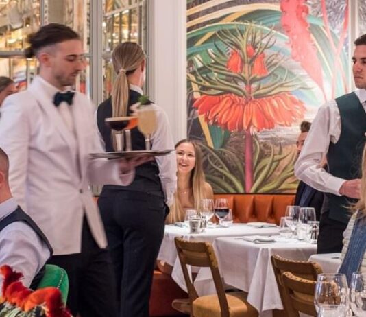 ‘A Realm Of Palatial Luxury’ – A Review Of The Ivy In The Lanes Restaurant