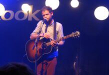 Passenger to do Free Busking Set in Brighton on Monday