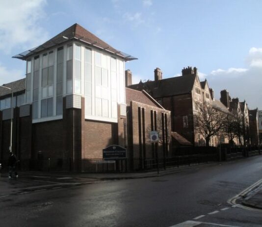 Brighton College to Treat Use of Plastic as ‘Anti-Social’ Behaviour