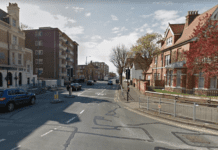 Police Seek Witnesses After Robbery Leaves a 16-Year-Old Injured