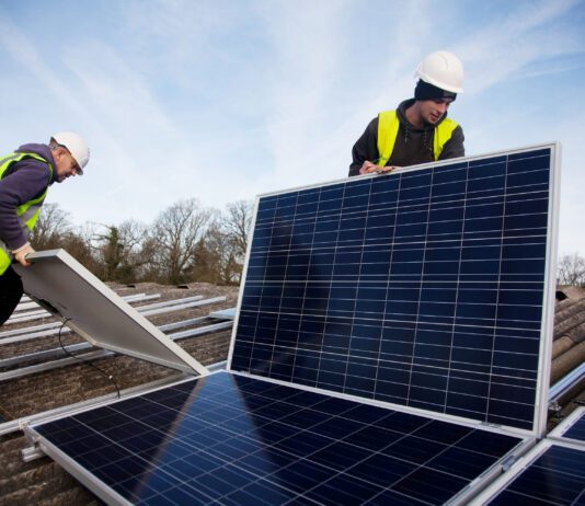 An Introduction to Solar Panels UK