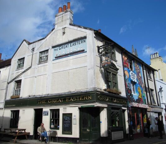 Petition to save beloved Brighton pub hits 3k signatures