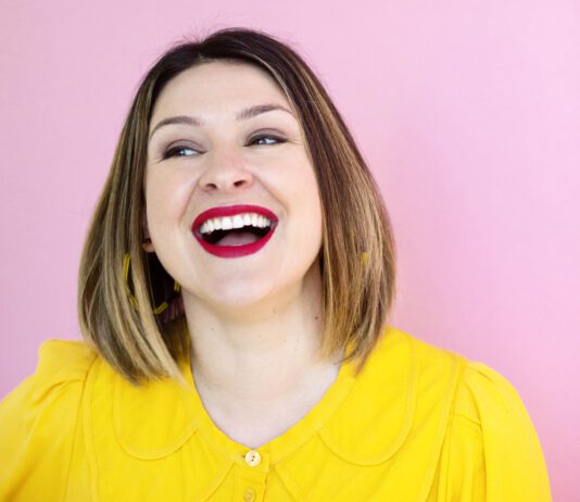 How to glow from the inside out: Interview with Bec Milligan