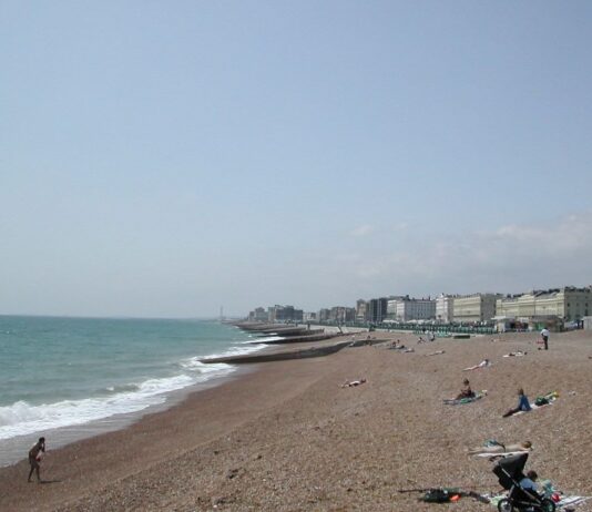 Brighton Beach awarded blue flags