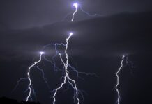 Severe weather warning for thunderstorms issued in Brighton