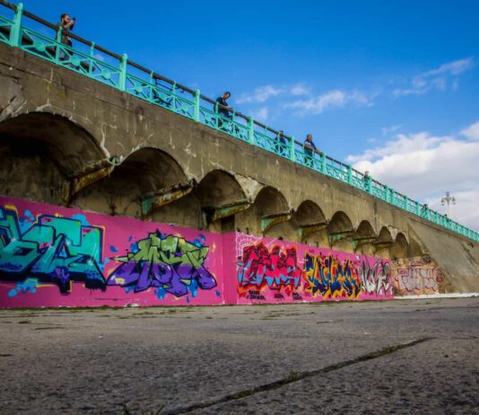 Residents outraged by “disgusting” Madeira Terrace graffiti