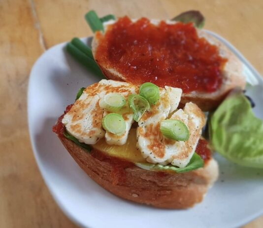 The Ultimate Halloumi Sandwich