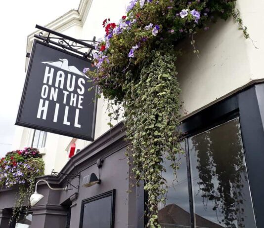 Pankhurst Avenue flats fire fundraiser @ Haus on the Hill TONIGHT