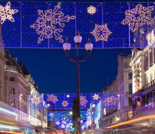 “A Very Merry Seven Dials” – Christmas Late Night Shopping
