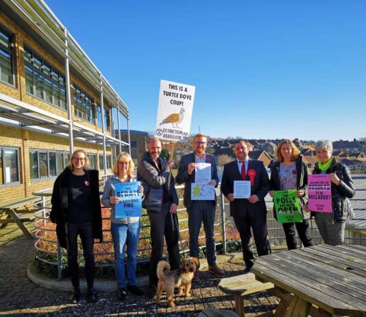Conservatives only party not to meet with Extinction Rebellion