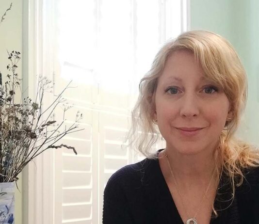 Artist of the Week: Ellie Hipkin
